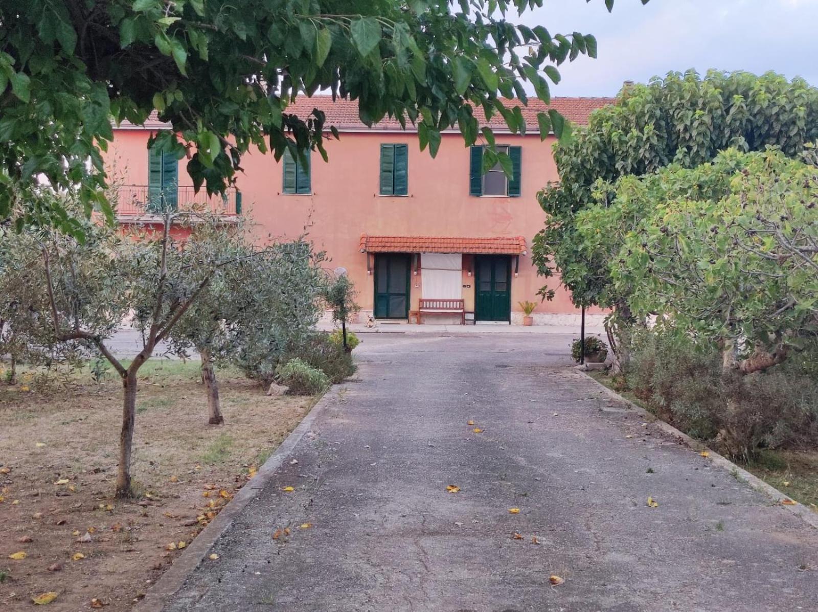 הוסטל Borgo San Michele  Eco House San Michele מראה חיצוני תמונה